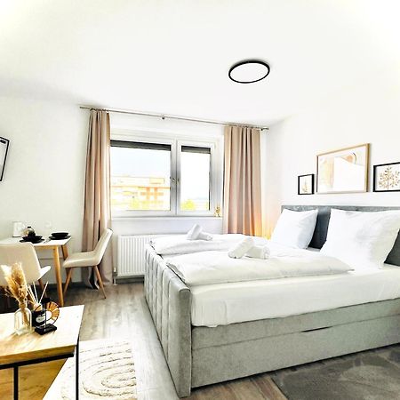 Bamo Studio - City Living Skyline Klagenfurt am Woerthersee Buitenkant foto